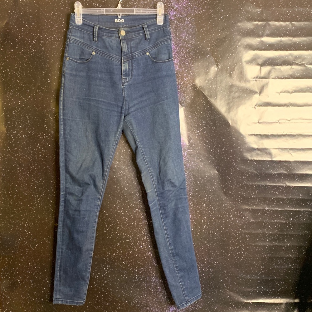 BDG- Dark Wash High Rise Ankle Jeans size 27